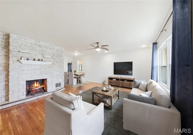 Photo 4 of Single family home for sale at 3817 Upton St, Saint Louis, MO 63116 | MLS# MIS26063884 | Listing updated on 2026-10-19