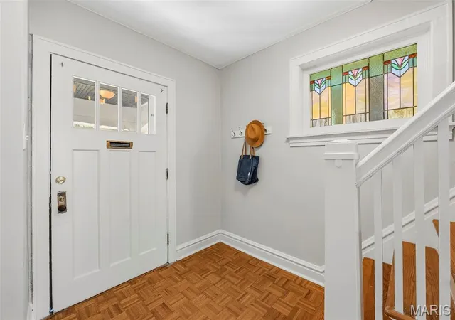 Photo 4 of Single family home for sale at 931 Dover Pl, Saint Louis, MO 63111 | MLS# MIS26063904 | Listing updated on 2026-10-07