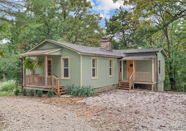 Photo 3 of Single family home for sale at 1884 Hwy K, Saint Clair, MO 63077 | MLS# MIS26063910 | Listing updated on 2026-10-08