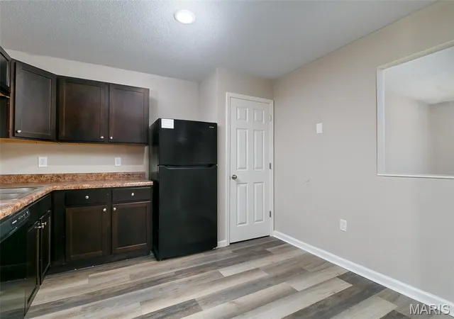 Photo 4 of Multi family home for sale at 7 Village W Ct #101,102,201,202,301,302, Washington, MO 63090 | MLS# MIS26063914 | Listing updated on 2026-10-07