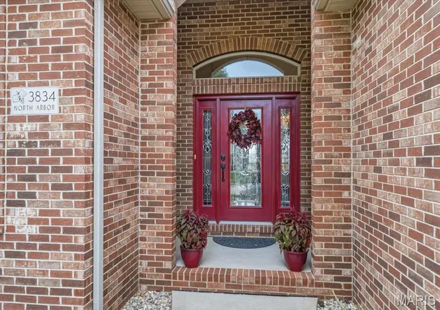 Photo 3 of Single family home for sale at 3834 N Arbor Lake Dr, Edwardsville, IL 62025 | MLS# MIS26063919 | Listing updated on 2026-10-08