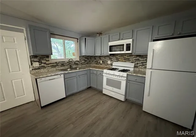 Photo 3 of Single family home for sale at 10514 Rothwell Dr, Saint Louis, MO 63136 | MLS# MIS26063921 | Listing updated on 2026-10-05
