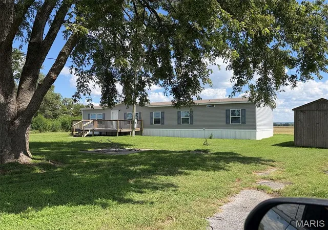 Photo 1 of Manufactured home for sale at 30954 Bader Ln, Mc Clure, IL 62957 | MLS# MIS26063930 | Listing updated on 2026-10-05