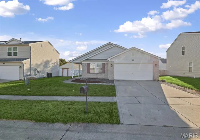 Photo 3 of Single family home for sale at 459 Falling Leaf Way, Mascoutah, IL 62258 | MLS# MIS26063937 | Listing updated on 2026-10-09