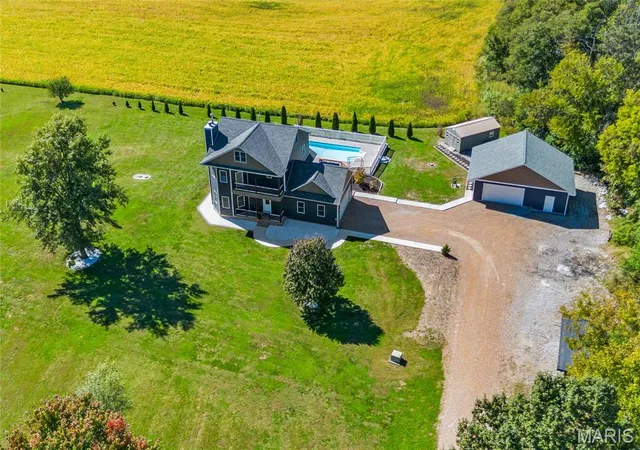 Single family home for sale at 507 Villa Dr, Belleville, IL 62223 | MLS# MIS26063939