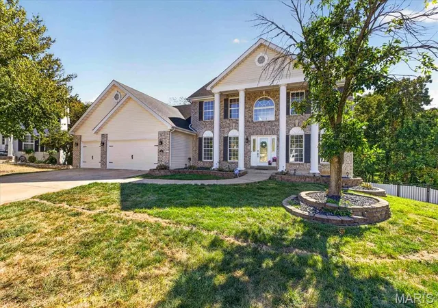 Photo 3 of Single family home for sale at 314 Coley Ct, Wentzville, MO 63385 | MLS# MIS26063940 | Listing updated on 2026-10-07