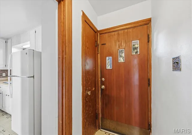 Photo 3 of Single family home for sale at 1911 Foster Dr, Belleville, IL 62226 | MLS# MIS26063942 | Listing updated on 2026-10-07