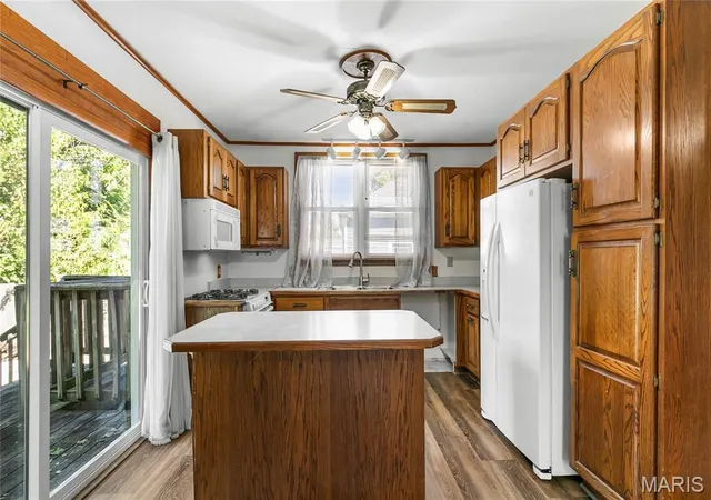Photo 4 of Single family home for sale at 623 N Charles St, Belleville, IL 62220 | MLS# MIS26063946 | Listing updated on 2026-10-08