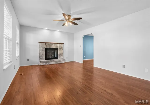 Photo 3 of Single family home for sale at 908 Southwind Ct, Collinsville, IL 62234 | MLS# MIS26063965 | Listing updated on 2026-10-05