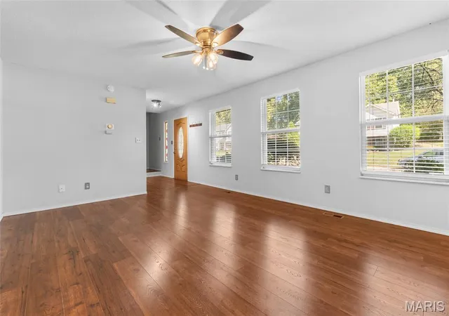 Photo 4 of Single family home for sale at 908 Southwind Ct, Collinsville, IL 62234 | MLS# MIS26063965 | Listing updated on 2026-10-05