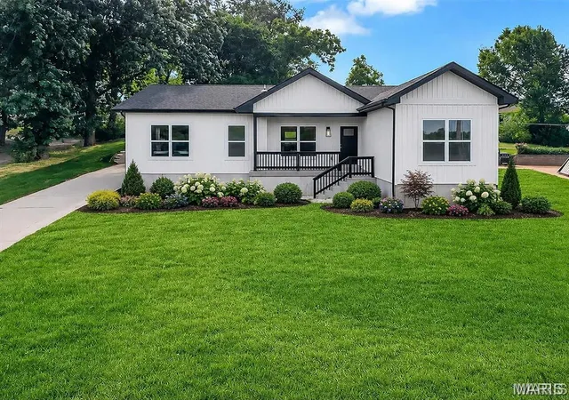Single family home for sale at 211 Fee Rd, Maryland Heights, MO 63043 | MLS# MIS26063967