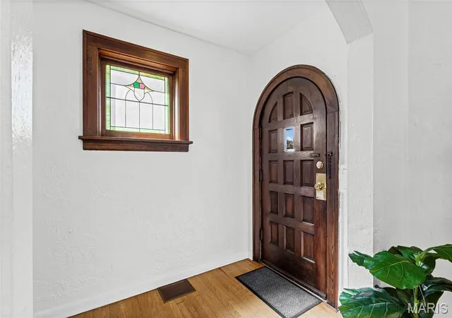 Photo 3 of Single family home for sale at 6410 Quincy St, Saint Louis, MO 63109 | MLS# MIS26063970 | Listing updated on 2026-10-17
