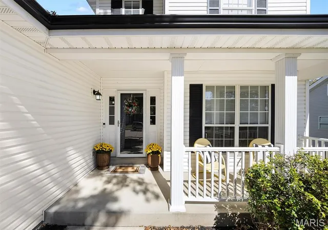 Photo 3 of Single family home for sale at 516 Highland View Dr, O Fallon, IL 62269 | MLS# MIS26063979 | Listing updated on 2026-10-09