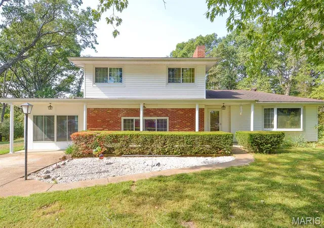 Photo 1 of Single family home for sale at 740 Cemetery Rd, Freeburg, IL 62243 | MLS# MIS26063982 | Listing updated on 2026-10-09