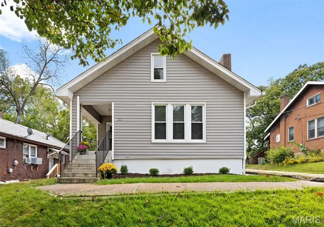 Photo 1 of Single family home for sale at 7222 Gayola Pl, Saint Louis, MO 63143 | MLS# MIS26063993 | Listing updated on 2026-10-11