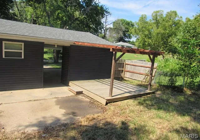 Photo 3 of Single family home for sale at 6022 Midway Cir, Belleville, IL 62223 | MLS# MIS26064023 | Listing updated on 2026-10-06