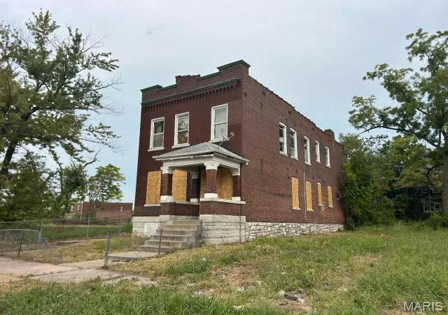 Photo 1 of Single family home for sale at 4326 Warne Ave, Saint Louis, MO 63107 | MLS# MIS26064038 | Listing updated on 2026-10-05