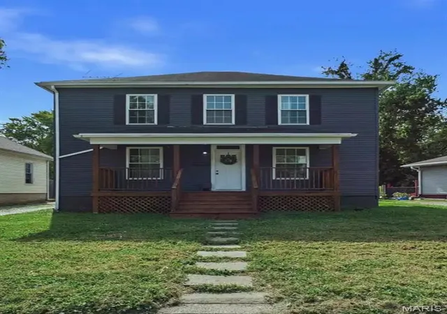 Single family home for sale at 710 E Clay St, Collinsville, IL 62234 | MLS# MIS26064044