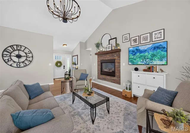 Photo 3 of Single family home for sale at 1004 Sulphur Spring Rd, Manchester, MO 63021 | MLS# MIS26064046 | Listing updated on 2026-10-19