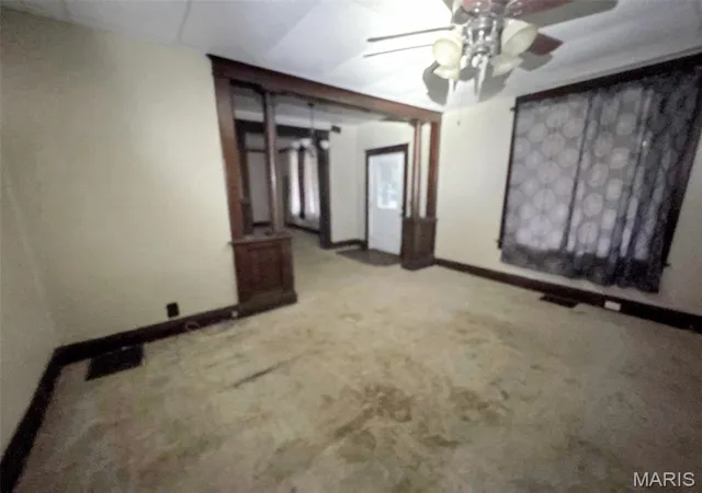 Photo 3 of Single family home for sale at 247 W Main St, Carthage, IL 62321 | MLS# MIS26064059 | Listing updated on 2026-10-05