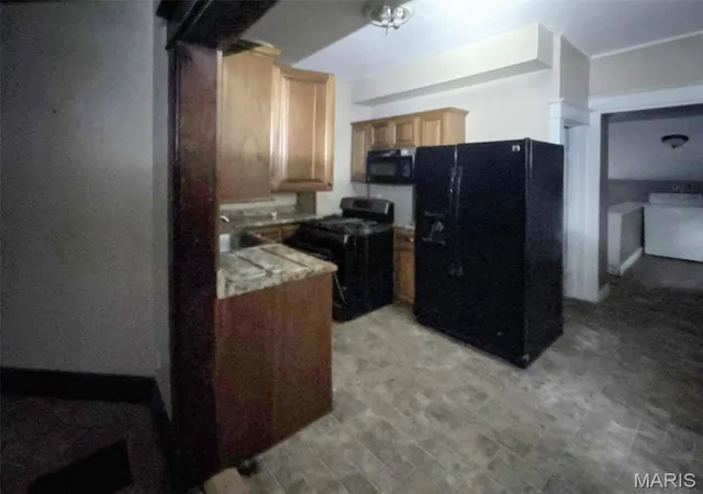 Photo 4 of Single family home for sale at 247 W Main St, Carthage, IL 62321 | MLS# MIS26064059 | Listing updated on 2026-10-05