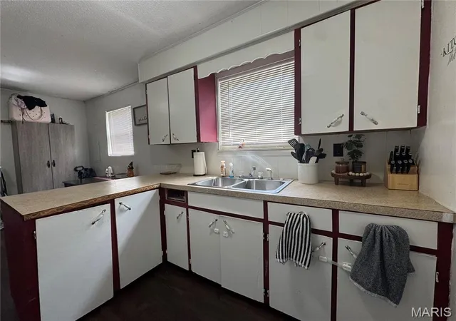 Photo 3 of Single family home for sale at 1539 Truman St, Poplar Bluff, MO 63901 | MLS# MIS26064064 | Listing updated on 2026-10-05