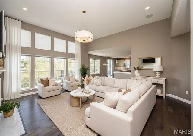 Photo 2 of Single family home for sale at 547 Miralago Shore Dr, Saint Peters, MO 63376 | MLS# MIS26064069 | Listing updated on 2026-10-27