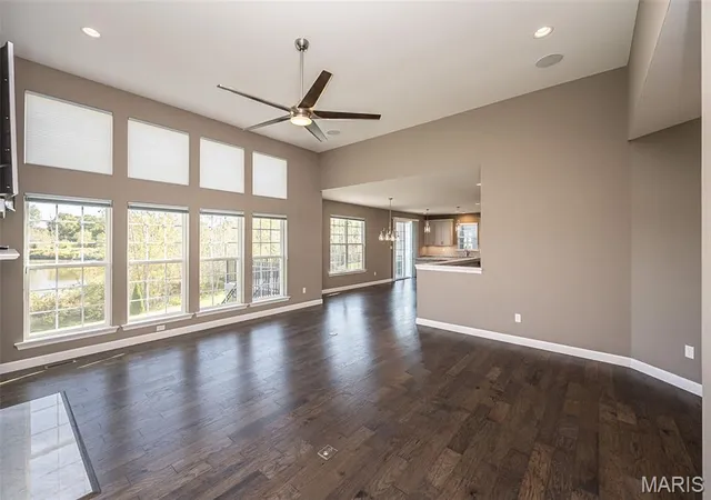 Photo 3 of Single family home for sale at 547 Miralago Shore Dr, Saint Peters, MO 63376 | MLS# MIS26064069 | Listing updated on 2026-10-27