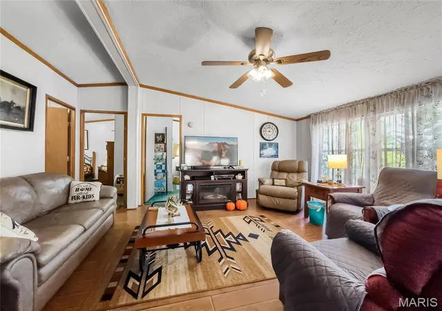 Photo 3 of Manufactured home for sale at 813 Tonka Spring Rd, Camdenton, MO 65020 | MLS# MIS26064072 | Listing updated on 2026-10-05