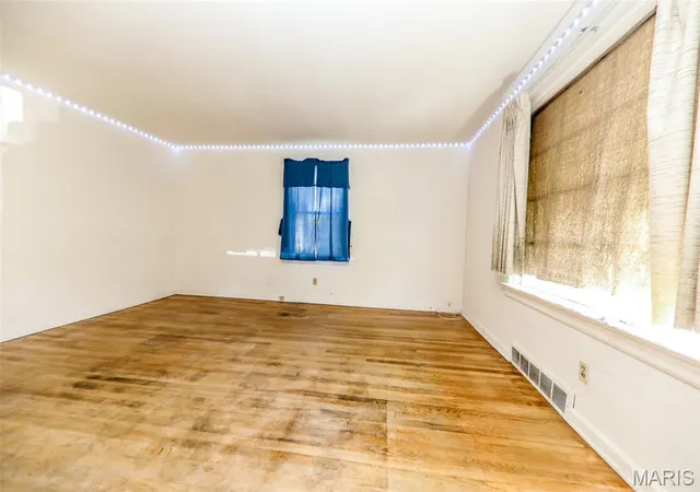 Photo 3 of Single family home for sale at 1819 N 16th Street, Swansea, IL 62226 | MLS# MIS26064079 | Listing updated on 2026-10-08
