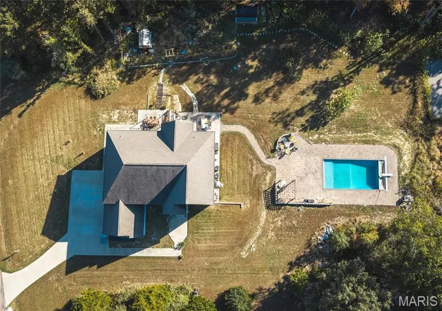 Photo 3 of Single family home for sale at 10382 Concord Cir, Rolla, MO 65401 | MLS# MIS26064091 | Listing updated on 2026-10-14
