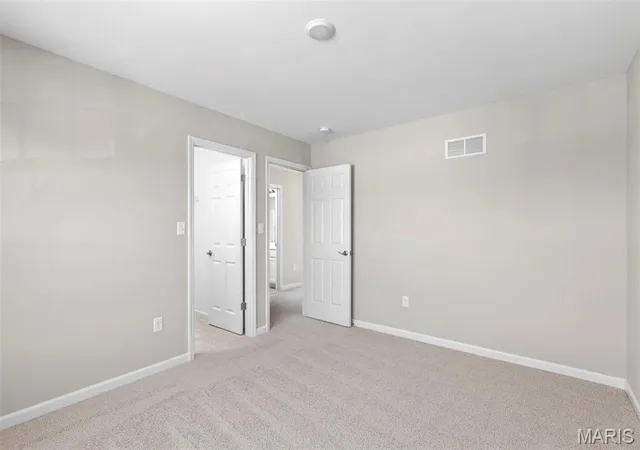 Photo 4 of Single family home for sale at 2 Hermitage Ii At Elm Xing, St Charles, MO 63301 | MLS# MIS26064110 | Listing updated on 2026-10-05