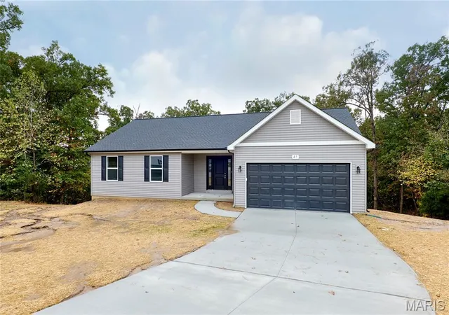 Photo 2 of Single family home for sale at 41 Sugar Crk Ct, Troy, MO 63379 | MLS# MIS26064111 | Listing updated on 2026-10-16