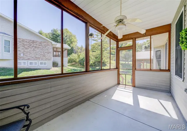 Listing Photo 4 - Condo for sale in building located at 2902 Oakmont Dr, Saint Charles, MO 63301 - Unit #18B