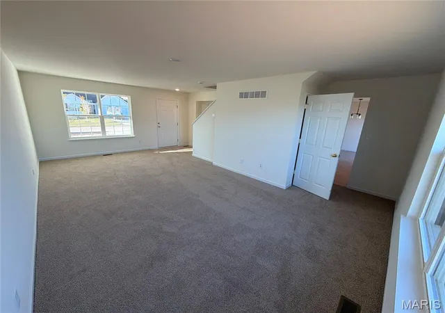 Photo 3 of Single family home for sale at 417 Yellow Rose Ct, Wentzville, MO 63385 | MLS# MIS26064127 | Listing updated on 2026-10-19