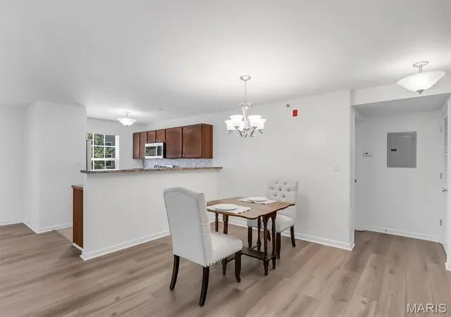 Photo 4 of Condo for sale at 9740 Bexley Sta Dr #7G, Saint Louis, MO 63123 | MLS# MIS26064141 | Listing updated on 2026-10-10