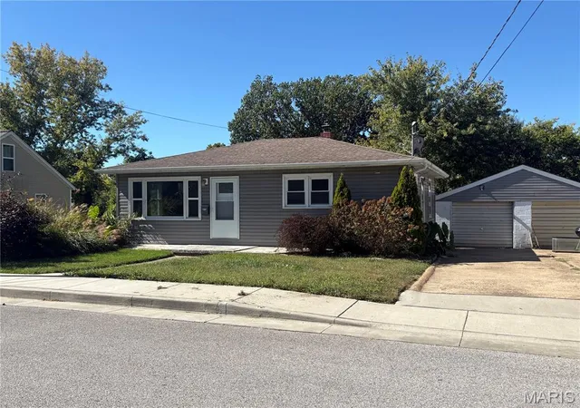 Single family home for sale at 345 Fair St, Washington, MO 63090 | MLS# MIS26064149