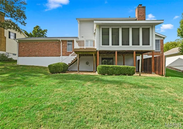 Photo 3 of Single family home for sale at 1922 Buckington Dr, Chesterfield, MO 63017 | MLS# MIS26064153 | Listing updated on 2026-10-28