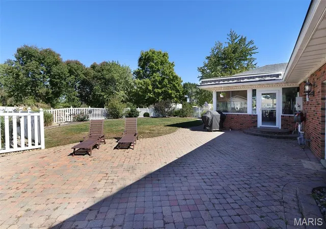 Photo 3 of Single family home for sale at 239 N 13th Street, Breese, IL 62230 | MLS# MIS26064165 | Listing updated on 2026-10-19