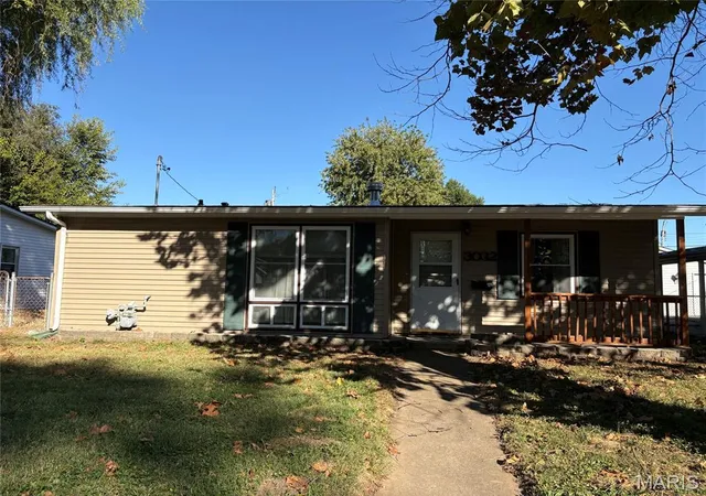 Single family home for sale at 3032 Dale Ave, Granite City, IL 62040 | MLS# MIS26064173