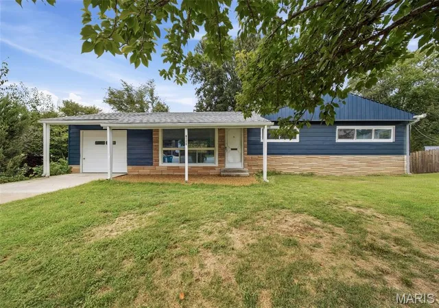 Photo 1 of Single family home for sale at 7109 Fernbrook Dr, Saint Louis, MO 63123 | MLS# MIS26064181 | Listing updated on 2026-10-09