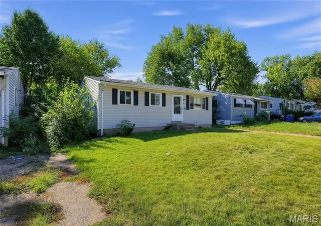 Photo 2 of Single family home for sale at 1204 Prigge Ave, Saint Louis, MO 63138 | MLS# MIS26064183 | Listing updated on 2026-10-22