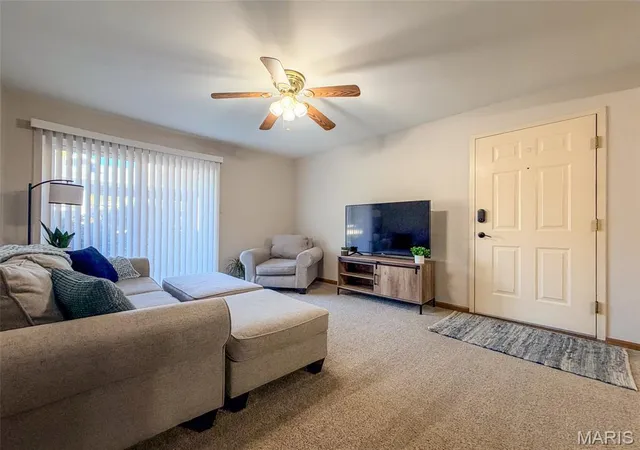 Photo 3 of Condo for sale at 1912 Marine Ter Dr #D, Saint Louis, MO 63146 | MLS# MIS26064189 | Listing updated on 2026-10-07