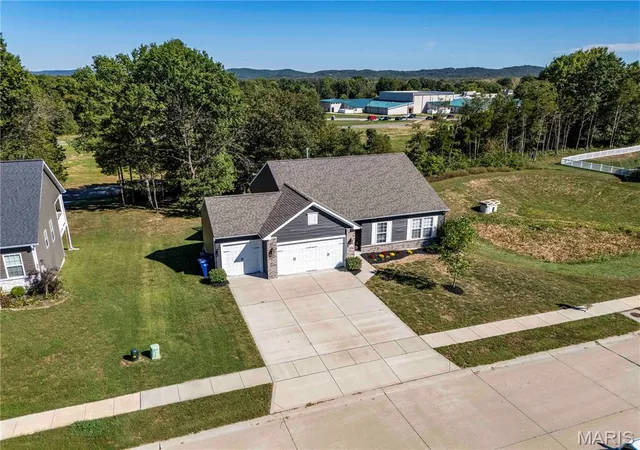 Photo 1 of Single family home for sale at 113 Winter Wheat Trl, Pacific, MO 63069 | MLS# MIS26064198 | Listing updated on 2026-10-05