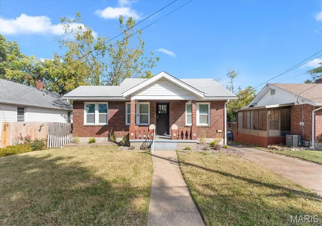 Photo 1 of Sale Pending at 8935 Tudor Ave, Saint Louis, MO 63114 | MLS# MIS26064206 | Listing updated on 2026-10-28