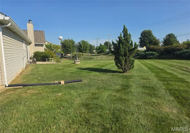 Photo 3 of Single family home for sale at 1062 Highland Ests Dr, Wentzville, MO 63385 | MLS# MIS26064214 | Listing updated on 2026-10-15