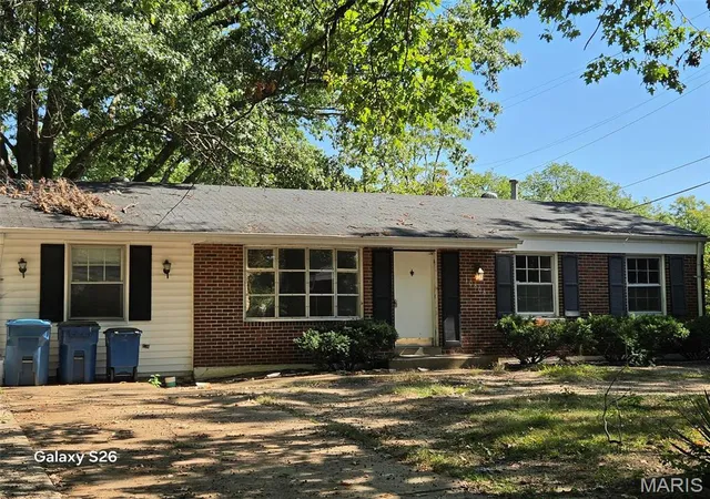Photo 2 of Single family home for sale at 10606 Alliance Dr, Saint Louis, MO 63136 | MLS# MIS26064217 | Listing updated on 2026-10-09