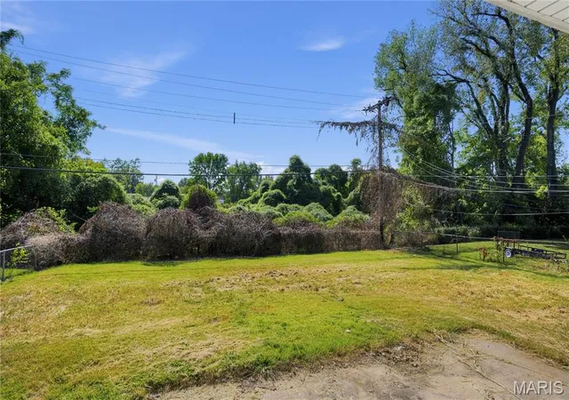 Photo 2 of Single family home for sale at 2246 Hudson Rd, Saint Louis, MO 63136 | MLS# MIS26064219 | Listing updated on 2026-10-22