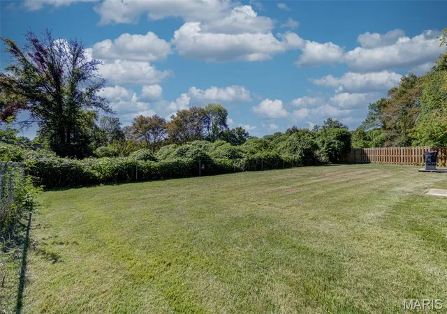 Photo 1 of Single family home for sale at 2028 Hungerford Dr, Florissant, MO 63031 | MLS# MIS26064222 | Listing updated on 2026-10-08