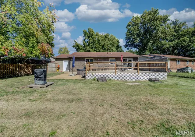 Photo 2 of Single family home for sale at 2028 Hungerford Dr, Florissant, MO 63031 | MLS# MIS26064222 | Listing updated on 2026-10-08